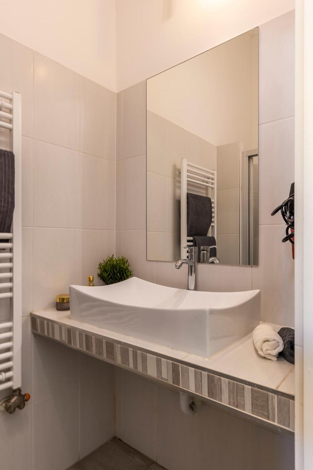 Real Apartments Revay Будапеща Екстериор снимка